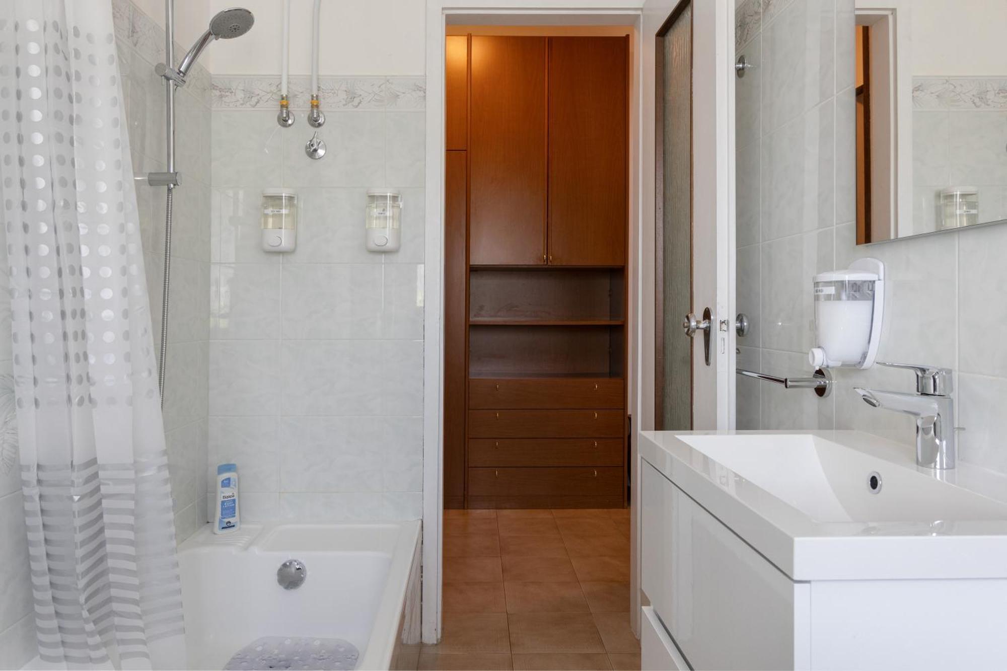 The Black Swan Apartment Триест Екстериор снимка